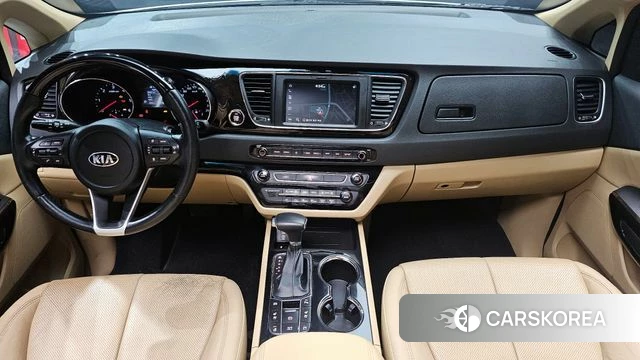 Kia The New Carnival id 4403436 из Кореи 17