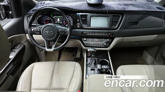 Kia The New Carnival id 2917757 из Кореи 17