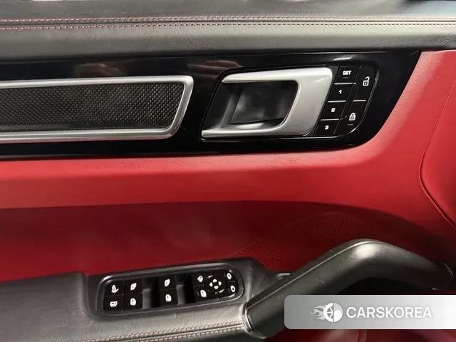 Porsche Cayenne (PO536) id 3335813 из Кореи 17