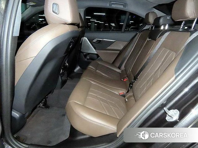 BMW 5 Series (G60) id 4533303 из Кореи 17
