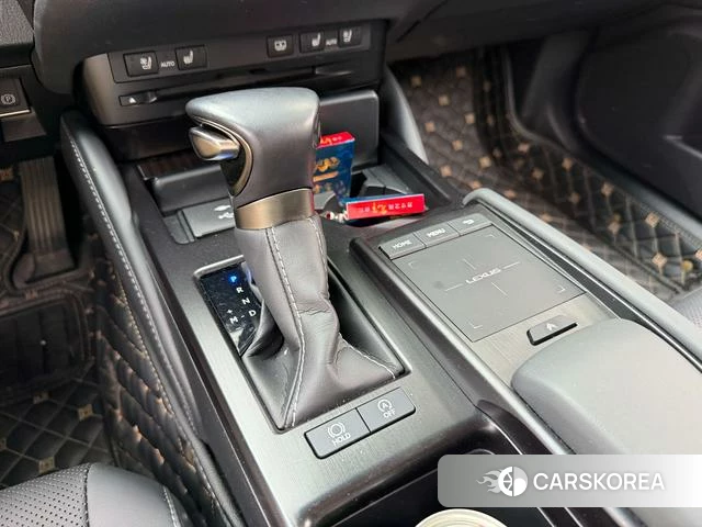 Lexus ES id 4394177 из Китая 10