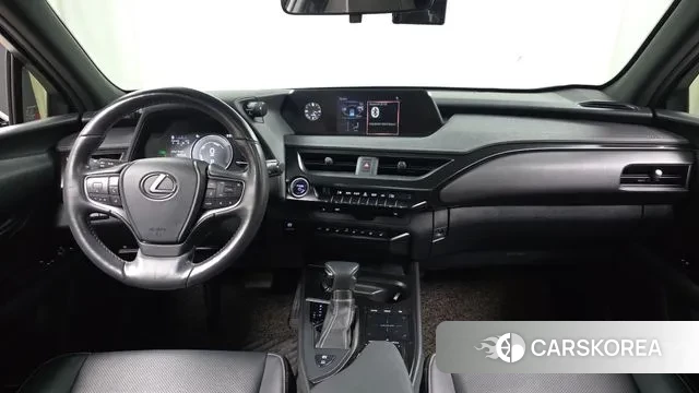 Lexus UX250h id 3593137 из Кореи 17