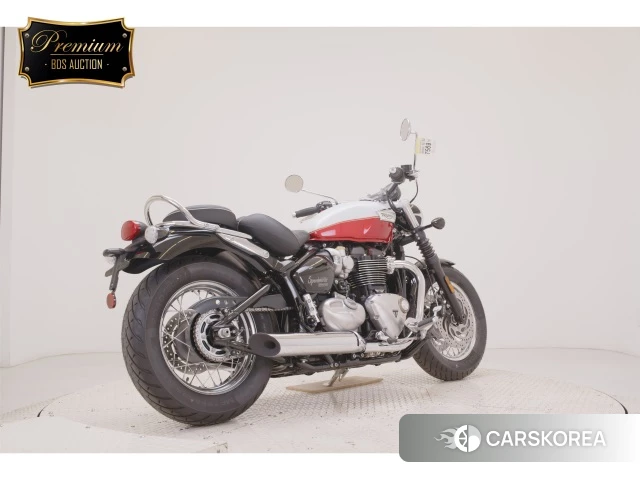 Triumph BONNEVILLE 2026 из Японии, фото 3