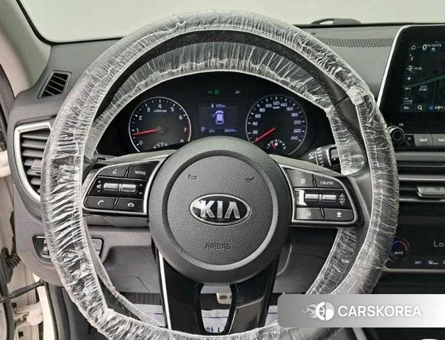 Kia Seltos id 4446779 из Кореи 16