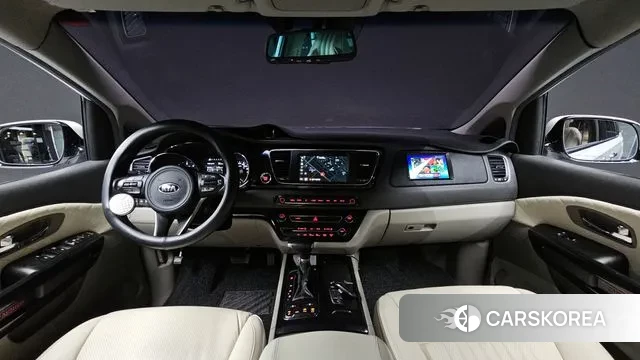 Kia All New Carnival id 3526520 из Кореи 17