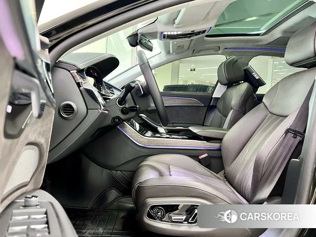 Audi A8 id 4241800 из Китая 7