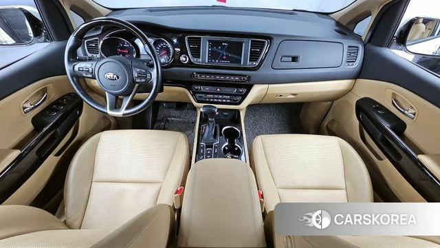 Kia The New Carnival id 3899001 из Кореи 17