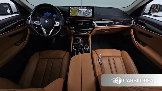 BMW 5 Series (G30) id 3088567 из Кореи 17