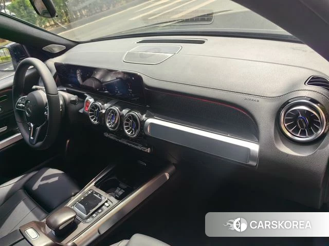 Mercedes-Benz GLB id 4257223 из Китая 23