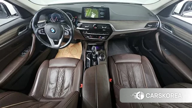 BMW 5 Series (G30) id 3602263 из Кореи 17