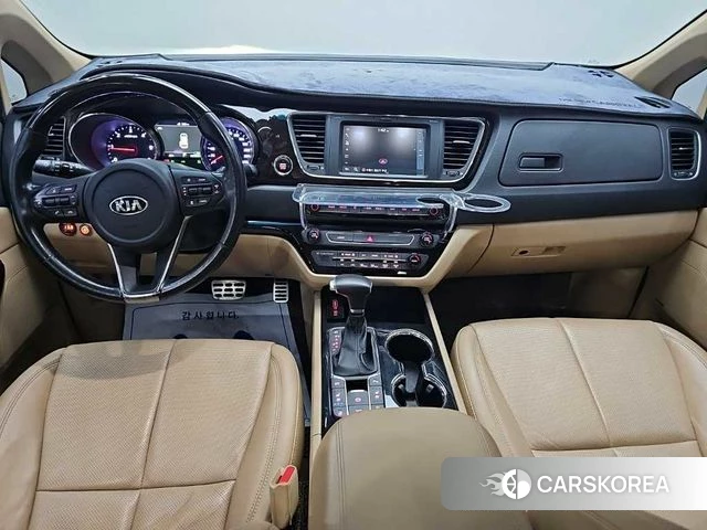 Kia The New Carnival id 4610257 из Кореи 16