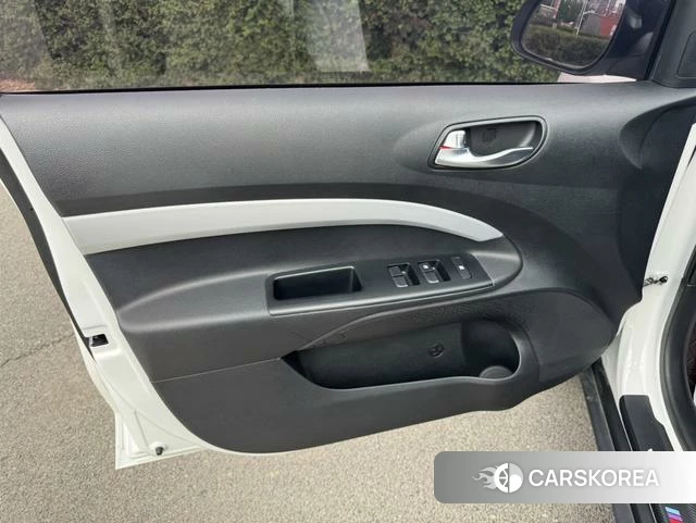 Kia Yi Ran id 4335277 из Китая 17