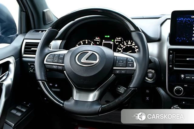 Lexus GX id 4272980 из Китая 17