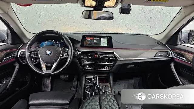 BMW 5 Series (G30) id 3004787 из Кореи 17