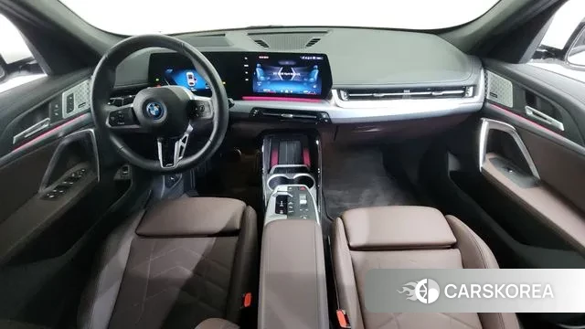 BMW iX1 (U11) id 3763480 из Кореи 17