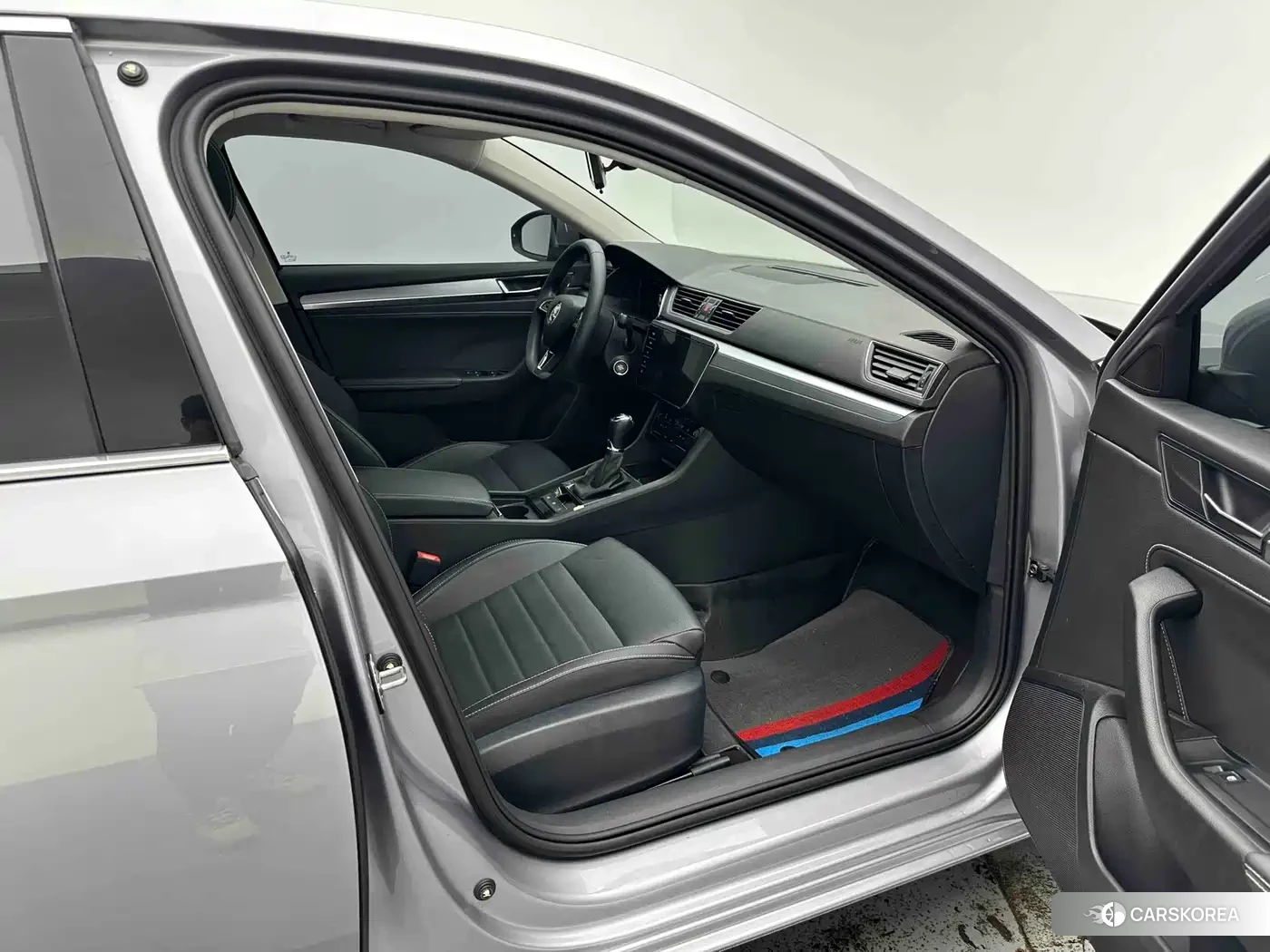 Skoda Superb id 4654468 из Китая 16