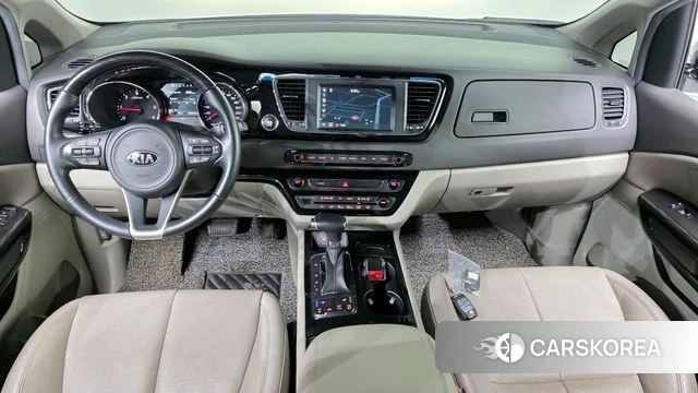 Kia All New Carnival id 4295170 из Кореи 29