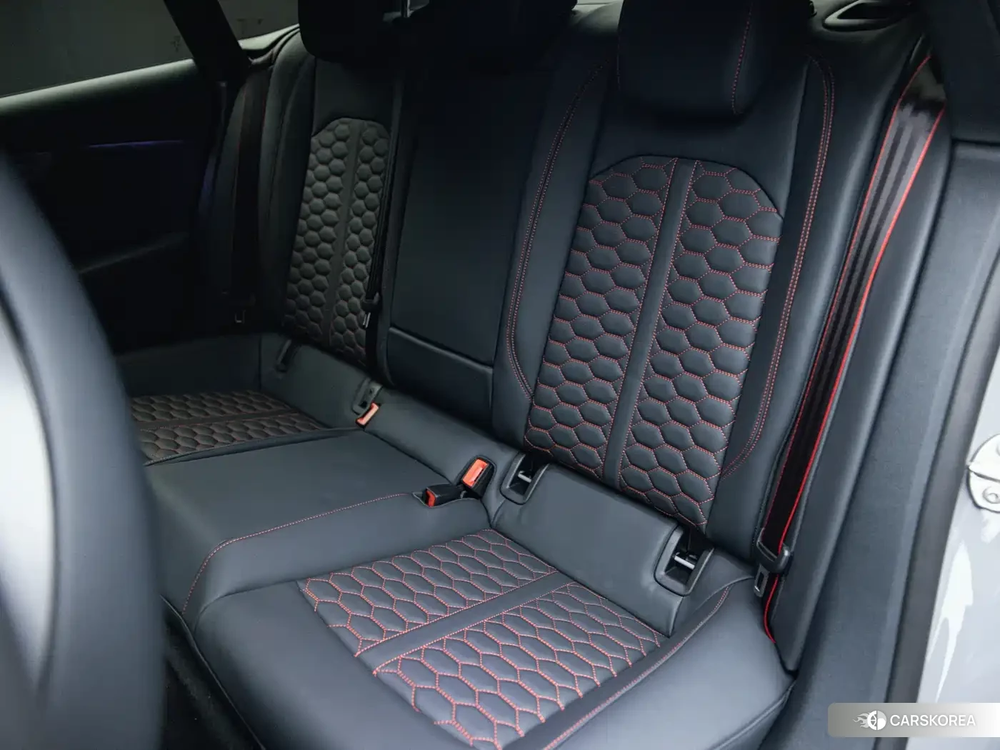 Audi RS 5 id 4559819 из Китая 33