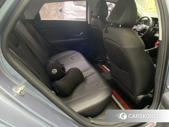 Hyundai Elantra id 4277415 из Китая 11