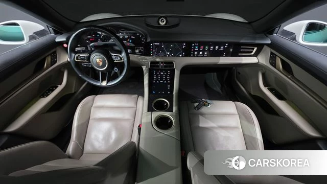 Porsche Taycan id 4201087 из Кореи 29