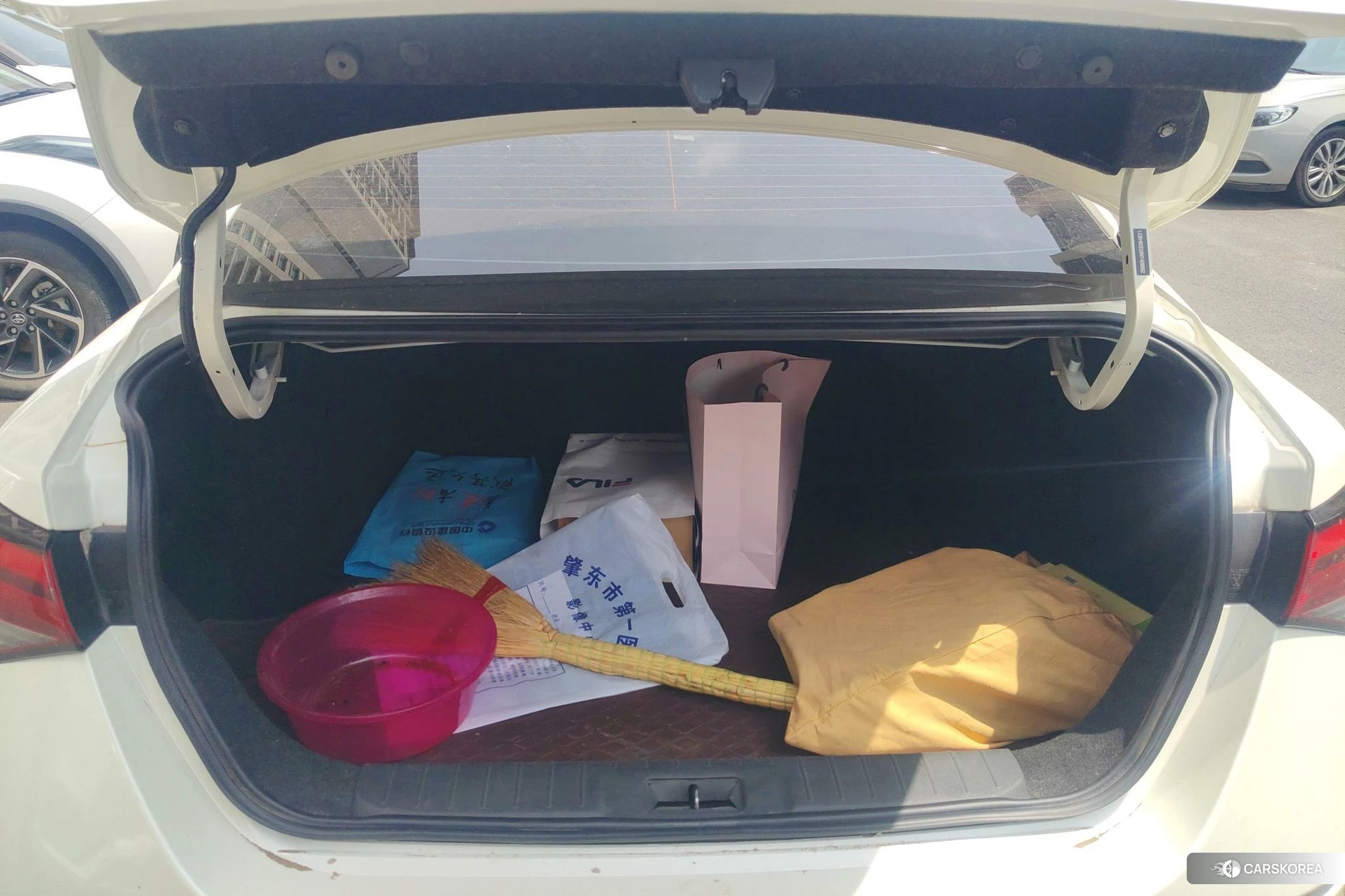 Nissan Xuan Yi id 4485390 из Китая 14
