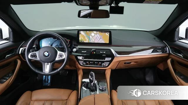 BMW 5 Series (G30) id 3954195 из Кореи 17