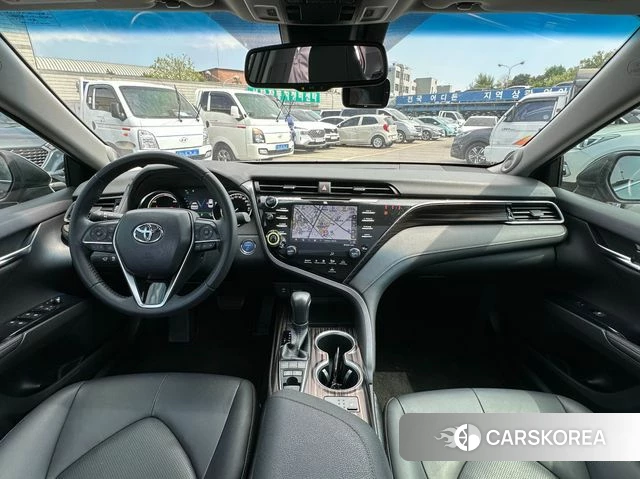 Toyota Camry (XV70) id 4285469 из Кореи 17