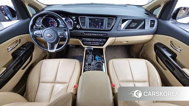 Kia The New Carnival id 3573785 из Кореи 17