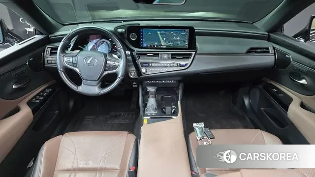 Lexus ES300h 7th generation id 3581165 из Кореи 17