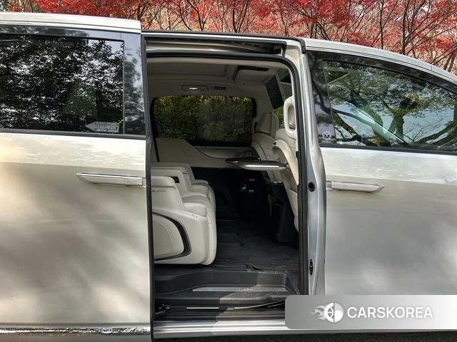 Buick GL8 PHEV id 4241040 из Китая 14