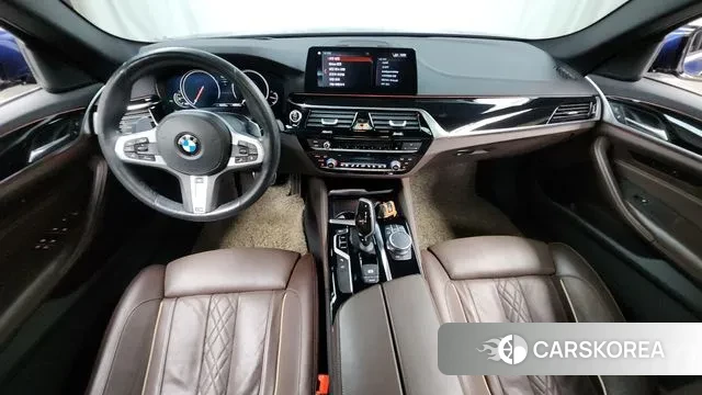 BMW 5 Series (G30) id 3578723 из Кореи 17