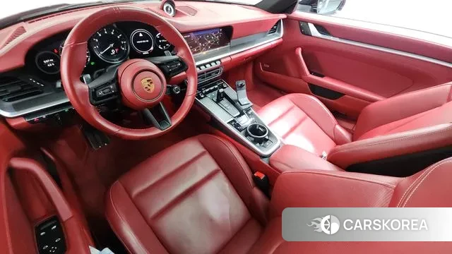 Porsche 911(992) id 3592022 из Кореи 17