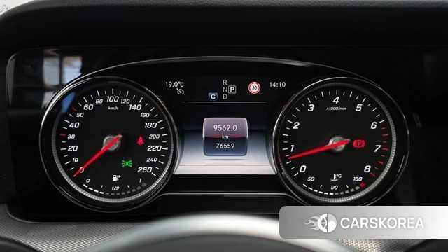 Mercedes-Benz E-Class W213 id 4384638 из Кореи 28