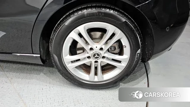 Mercedes-Benz A-Class W177 id 3472116 из Кореи 17