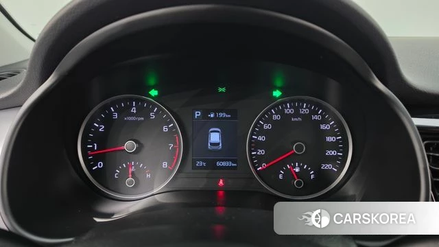 Kia Stonic id 4755313 из Кореи 29