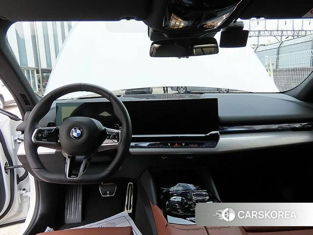 BMW 5 Series (G60) id 3792367 из Кореи 17