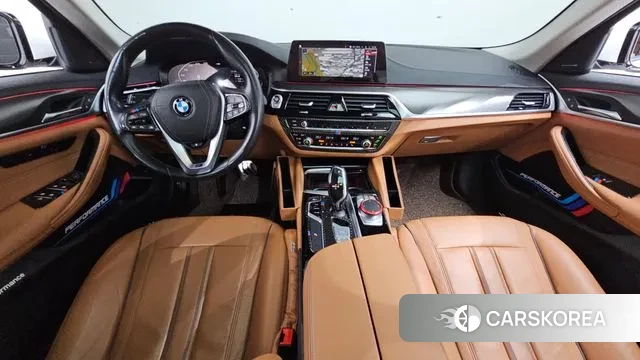 BMW 5 Series (G30) id 3530748 из Кореи 17