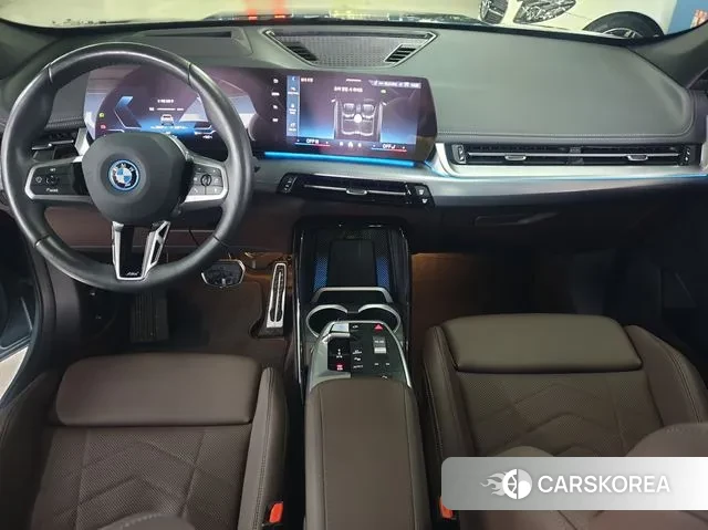 BMW iX1 (U11) id 3725796 из Кореи 17