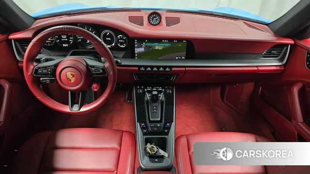 Porsche 911(992) id 4651748 из Кореи 30