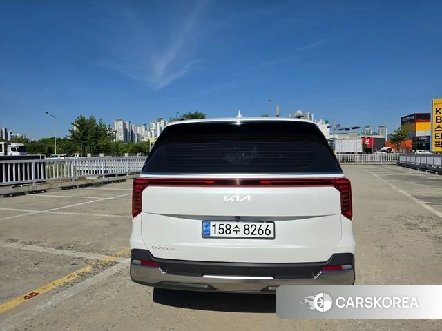 Kia The New Carnival 4th Generation id 4453242 из Кореи 17