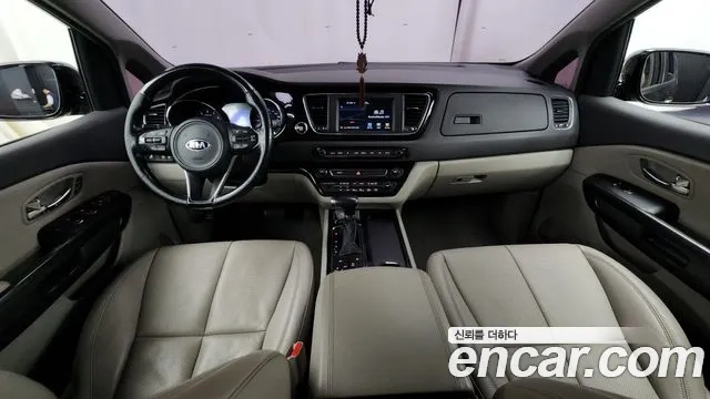 Kia All New Carnival id 2876901 из Кореи 17