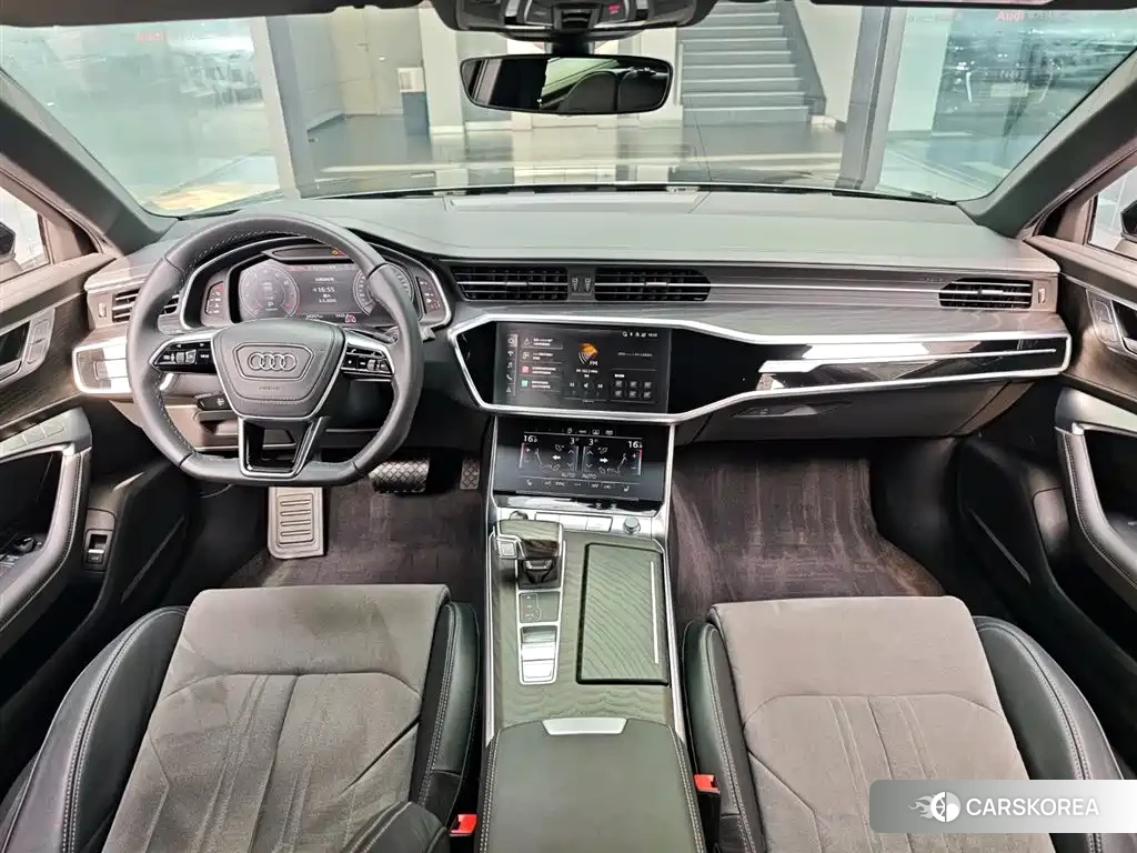 Audi A6L id 4538683 из Китая 14