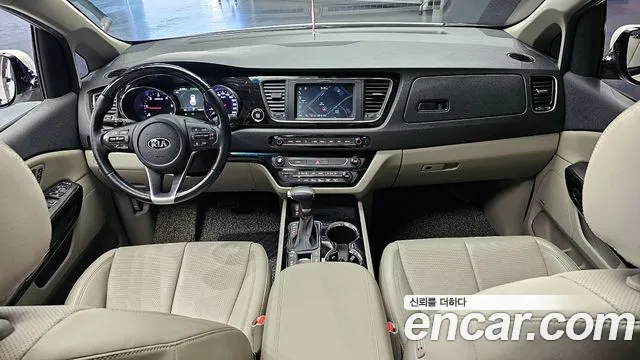 Kia The New Carnival id 2713217 из Кореи 17