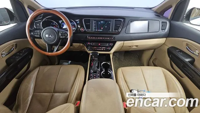 Kia The New Carnival id 2387823 из Кореи 17