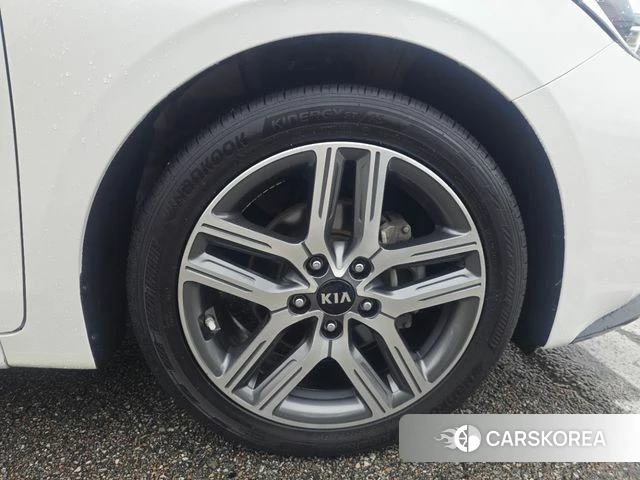 Kia Come New K3 id 4769707 из Кореи 17