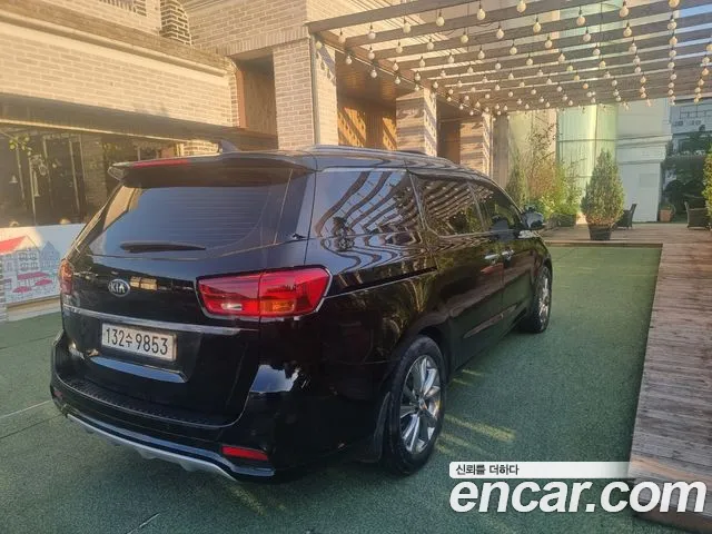 Kia The New Carnival id 2850602 из Кореи 17