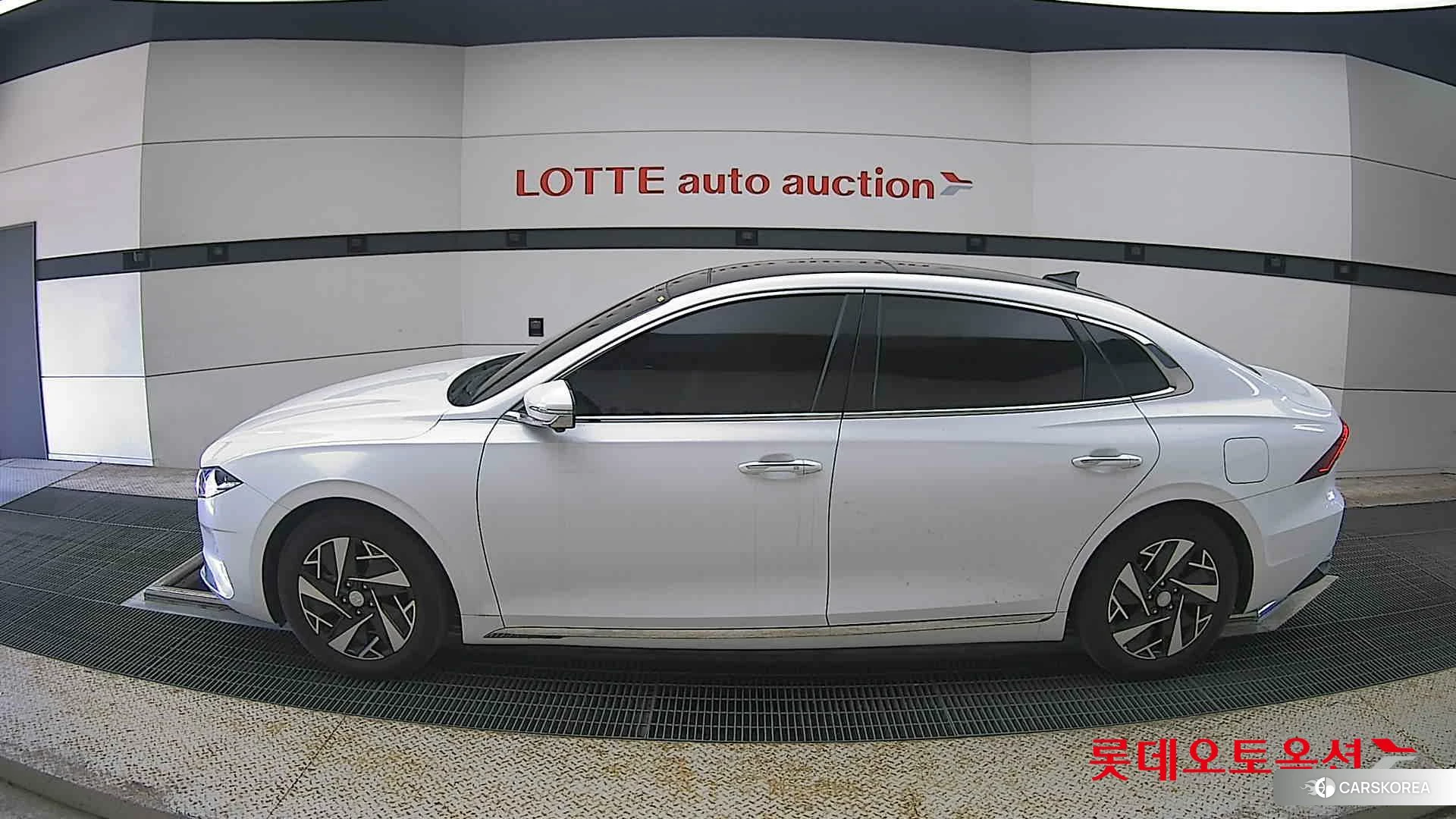 Hyundai Grandeur Hybrid id 4296755 из Кореи 35
