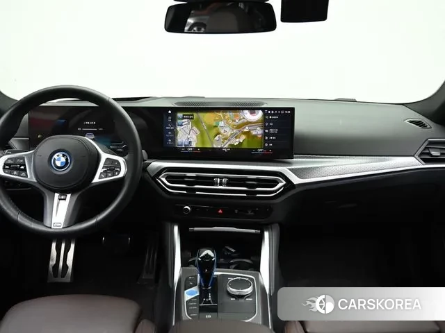 BMW i4 id 3405694 из Кореи 17