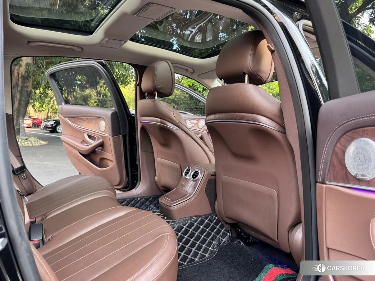 Mercedes-Benz E-class id 4499168 из Китая 7