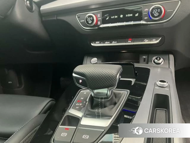 Audi Q5L id 4198928 из Китая 8